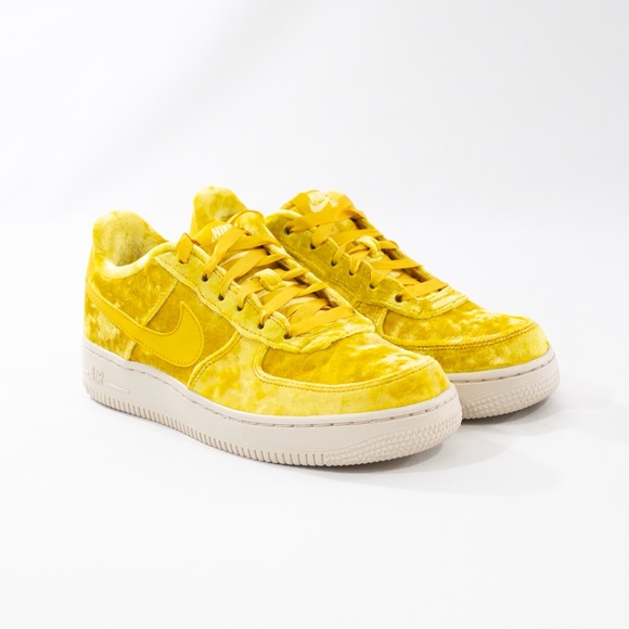 Nike Shoes - Nike Air Force 1 LV8 GS